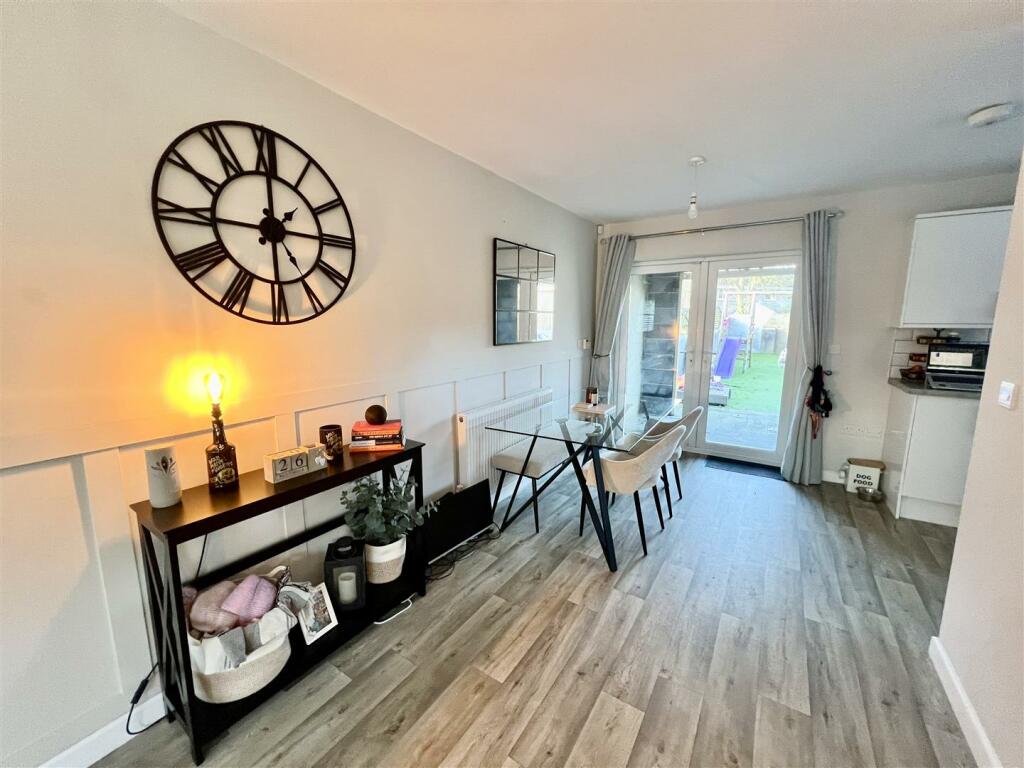 Additional image 4 of Family Home in Cul-de-sac Location