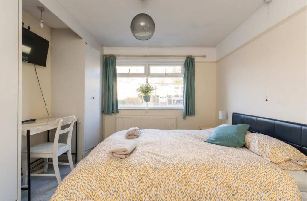 Additional image 8 of Muller Road, Bristol