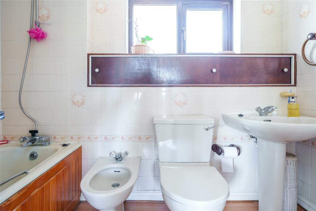 Additional image 24 of Holmbury Park, Bromley