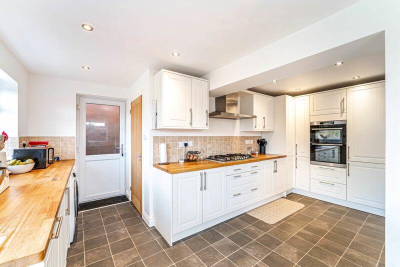 Additional image 7 of Brockley Crescent, Bleadon Hill - IMMACULATE EXTENDED HOME