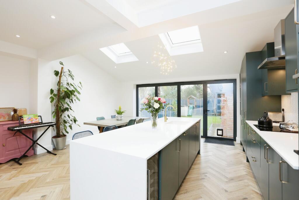 Additional image 3 of Ronalds Road, Bromley, BR1