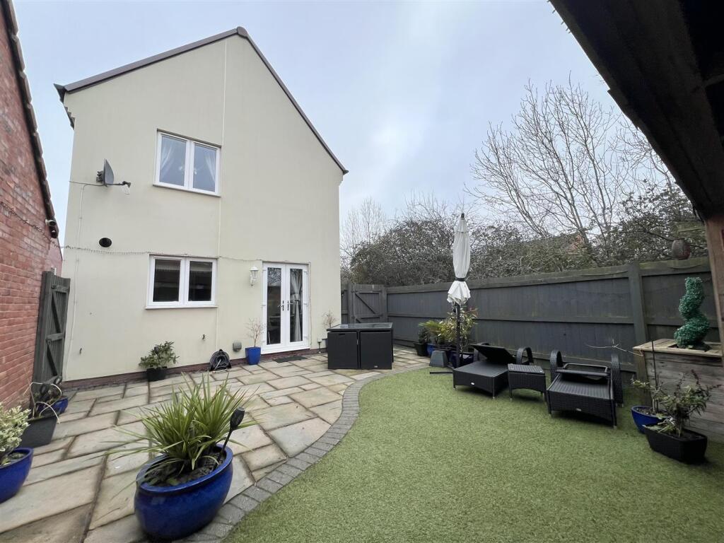 Additional image 22 of Wilson Gardens, West Wick - SOUTH/WEST GARDEN