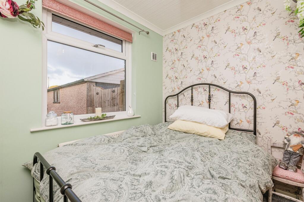 Additional image 9 of Park House Grove, Low Moor, Bradford