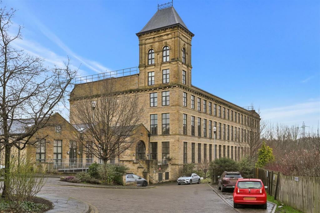 Additional image 11 of Meadow Road, Apperley Bridge, Bradford