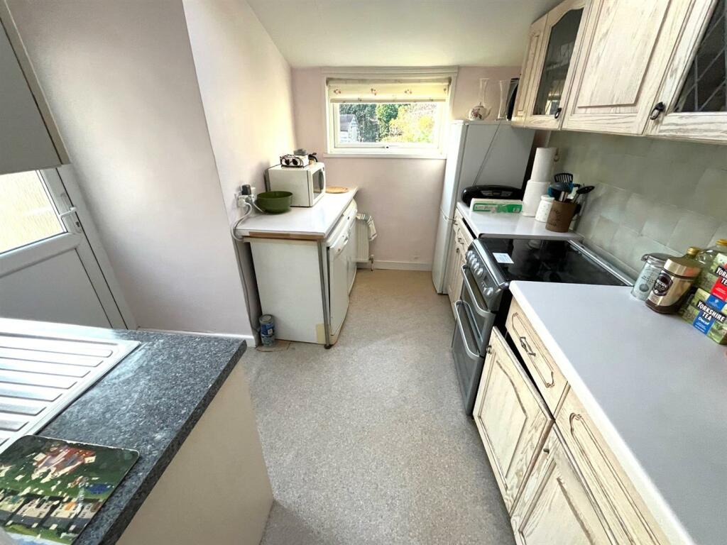 Additional image 8 of Howard Road, Westbury Park