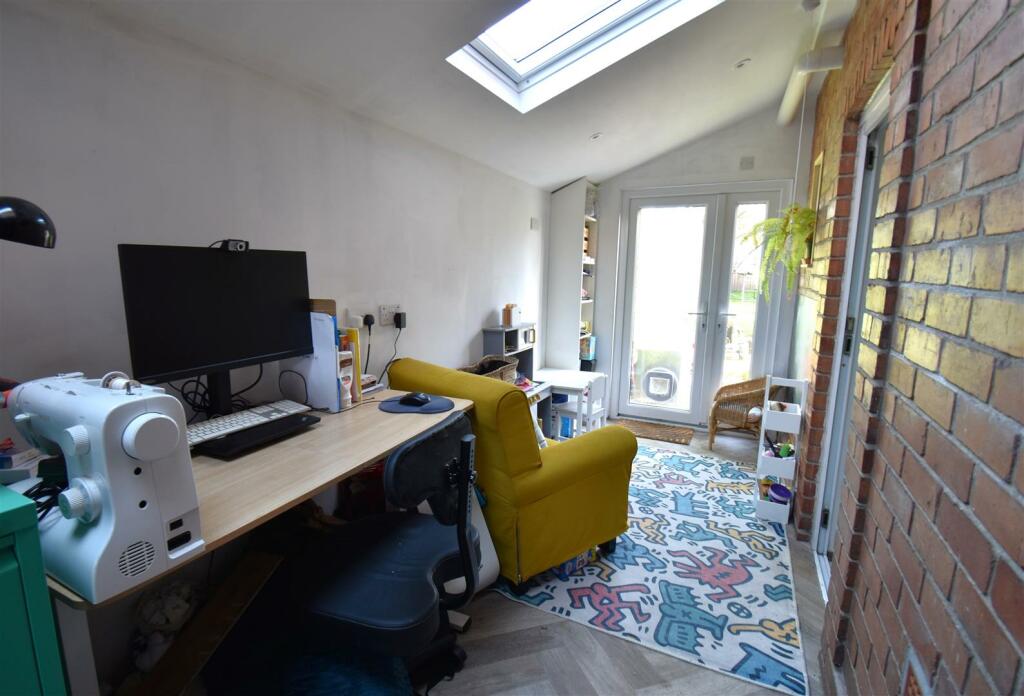 Additional image 7 of Adjacent To Henleaze Lake & Badock’s Woods