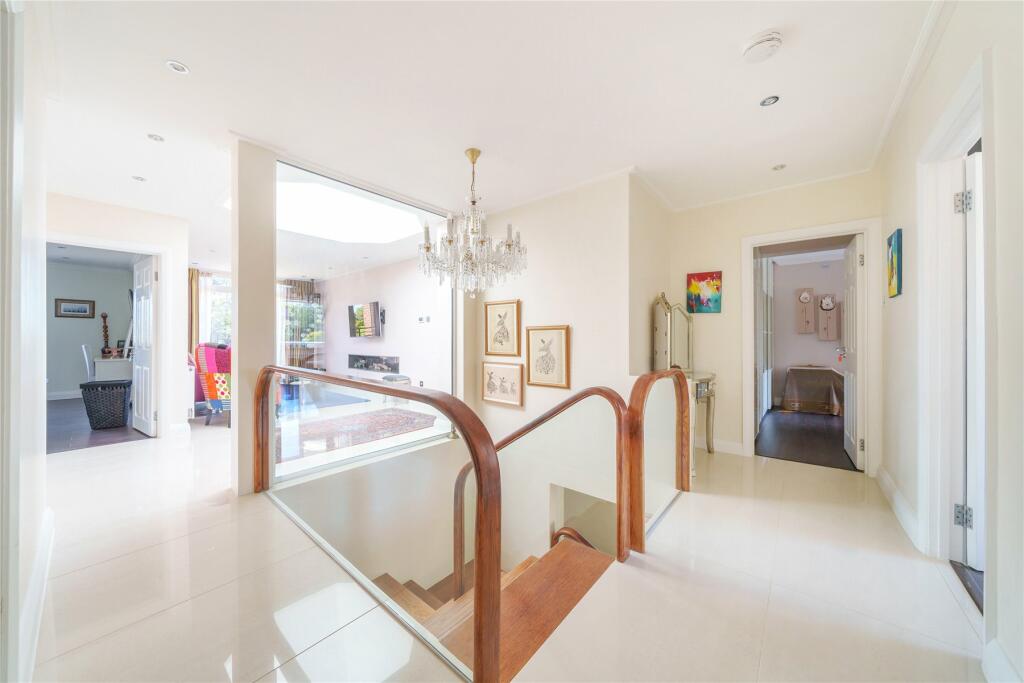 Additional image 15 of Westleigh Drive, Bromley