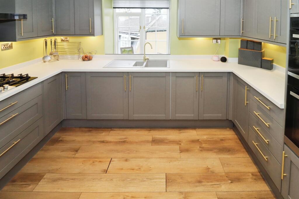 Additional image 18 of Beckspool Road, Frenchay, Bristol