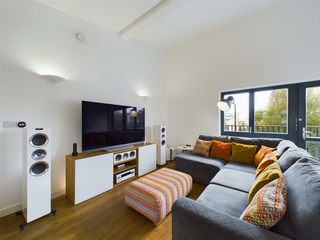 Additional image 4 of 61 Roman Way, Hanham, Bristol, BS15 3FG