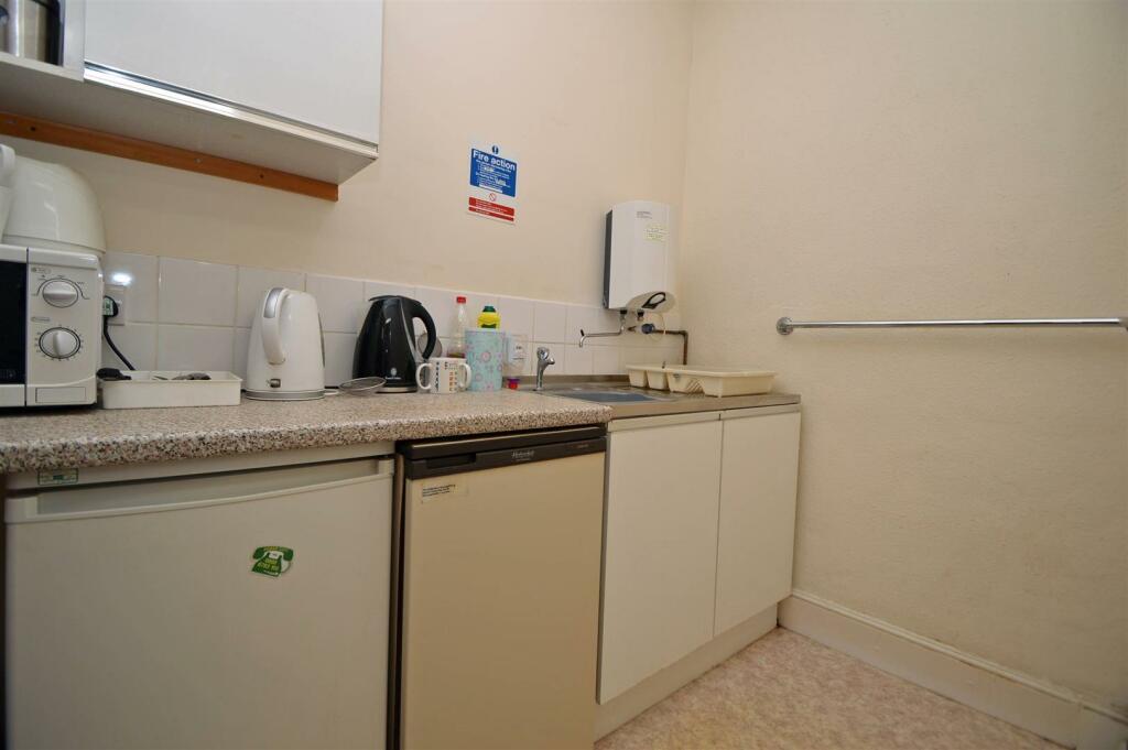 Additional image 4 of First Floor Office with parking in the town centre