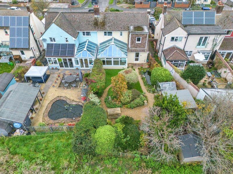 Additional image 5 of Byron Road, Locking - WONDERFUL POSITION