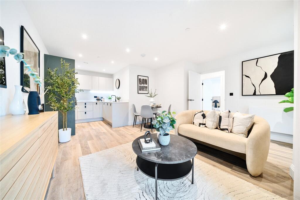 Additional image 13 of Tweedy Road, Bromley