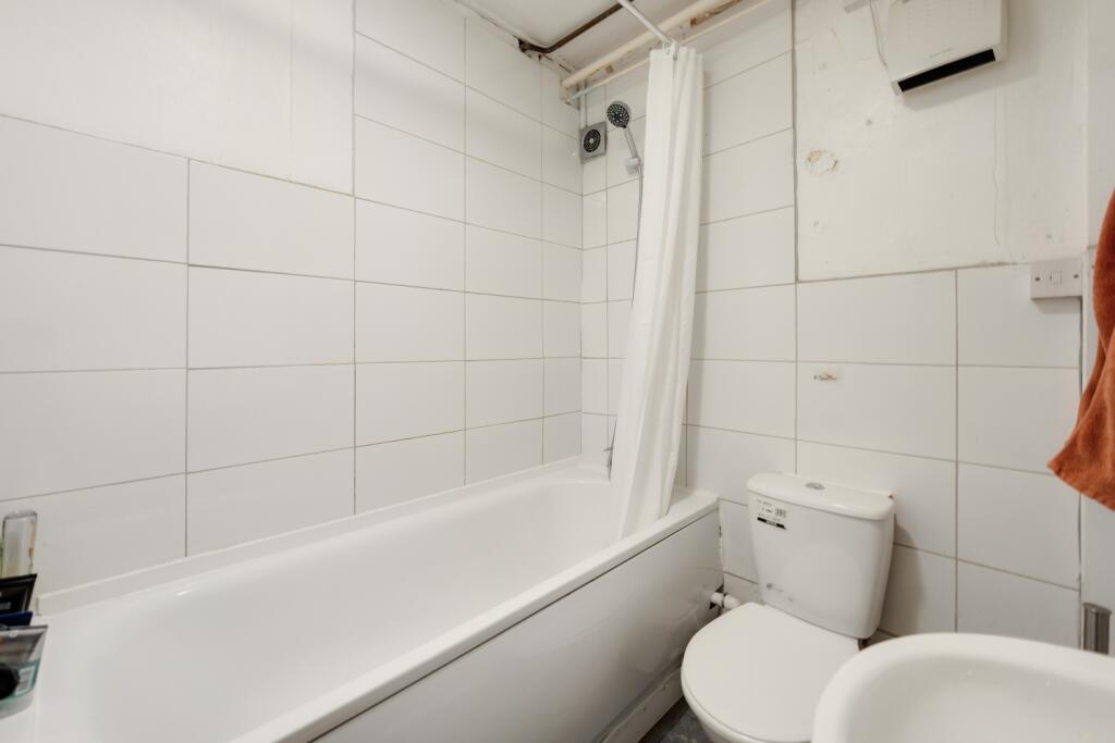 Additional image 6 of Room 8, Redland Road, Bristol, BS6