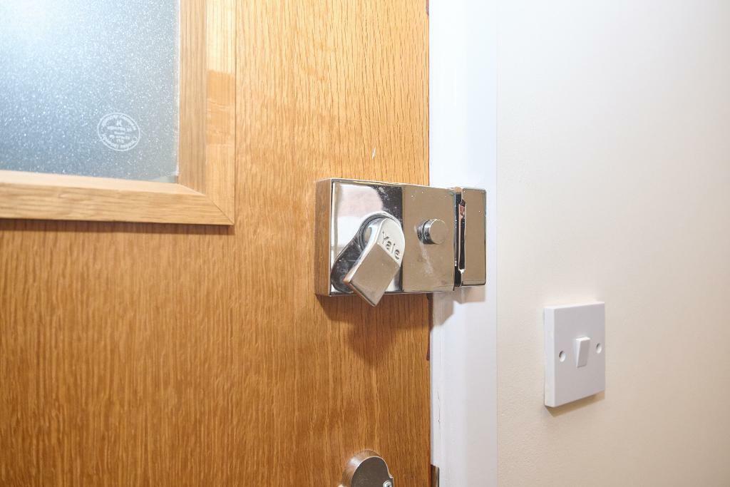 Additional image 7 of High Street, Staple Hill, Bristol, BS16 5HH