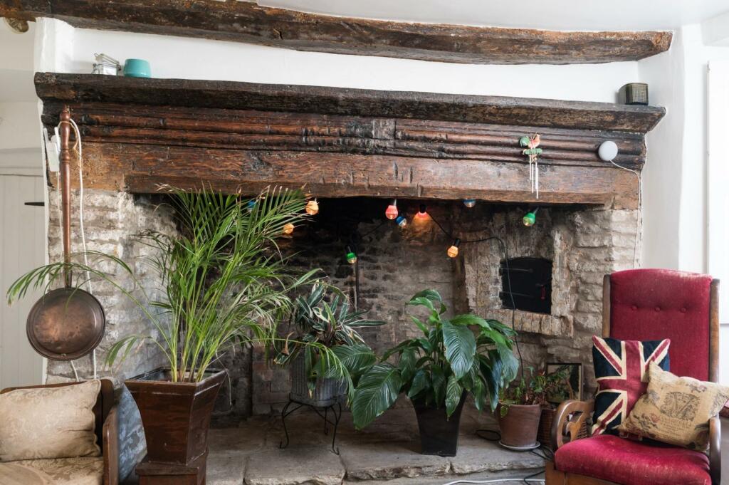 Additional image 4 of Detached 17th century cottage in the highly regarded village of Backwell