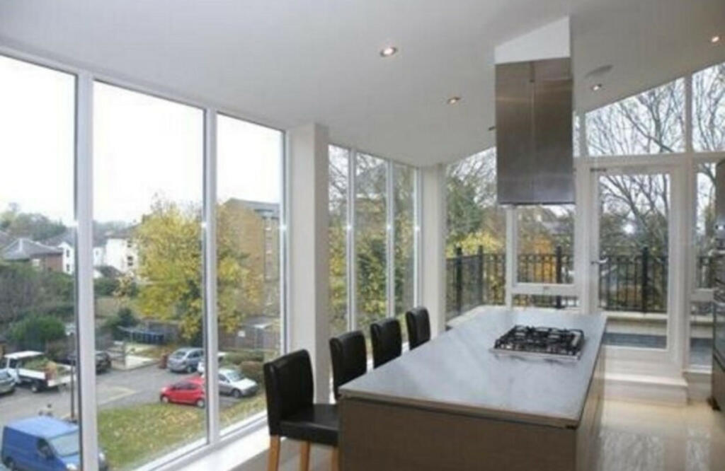 Additional image 12 of Bloomsbury Mansions, Bromley, BR1 3