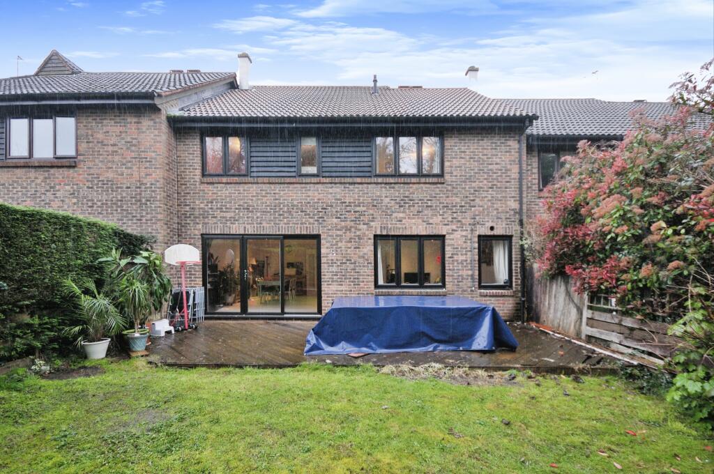 Additional image 11 of Oakham Drive, Bromley, BR2