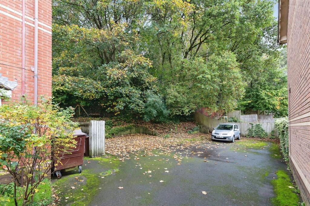 Additional image 16 of Fox Close, St. Annes Park, Bristol