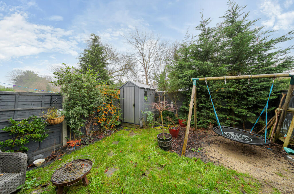 Additional image 12 of Hillview Road, Chislehurst, Kent, BR7