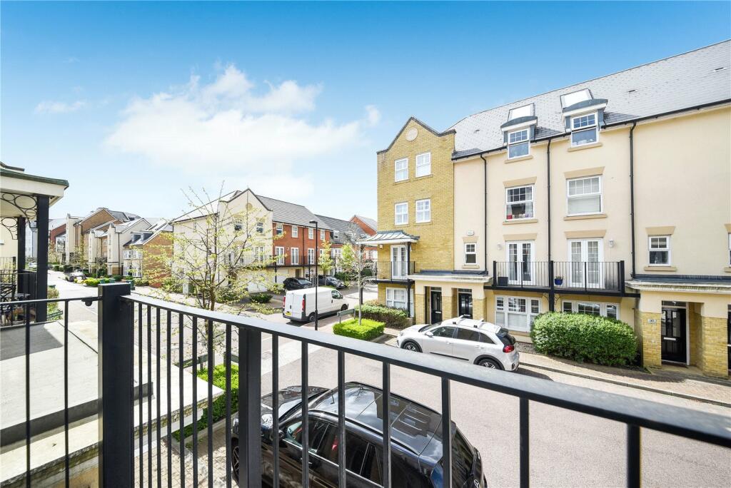 Additional image 10 of Renwick Drive, Bromley, BR2