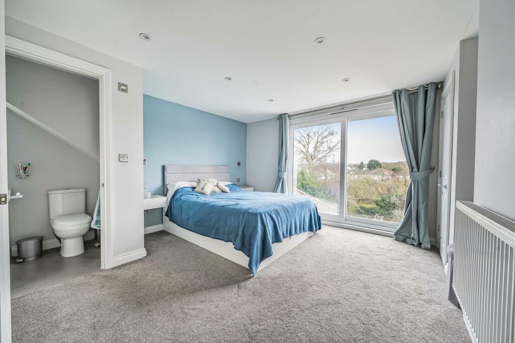 Additional image 8 of Courtfield Rise, West Wickham