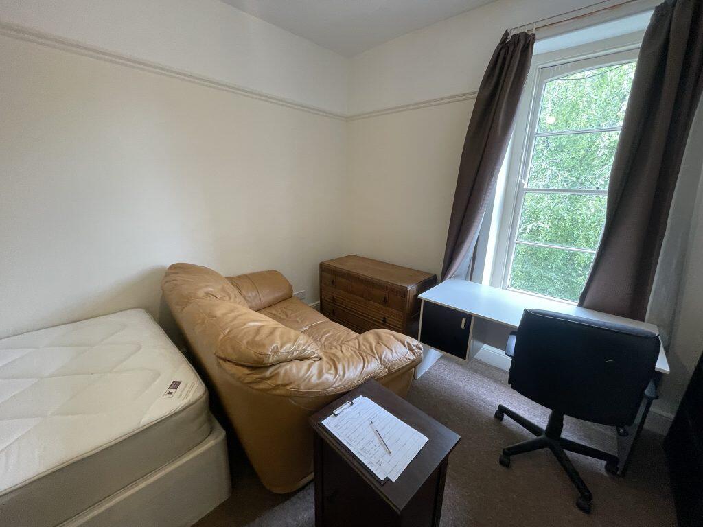 Additional image 6 of Beaufort Road – Top Floor Flat – 183