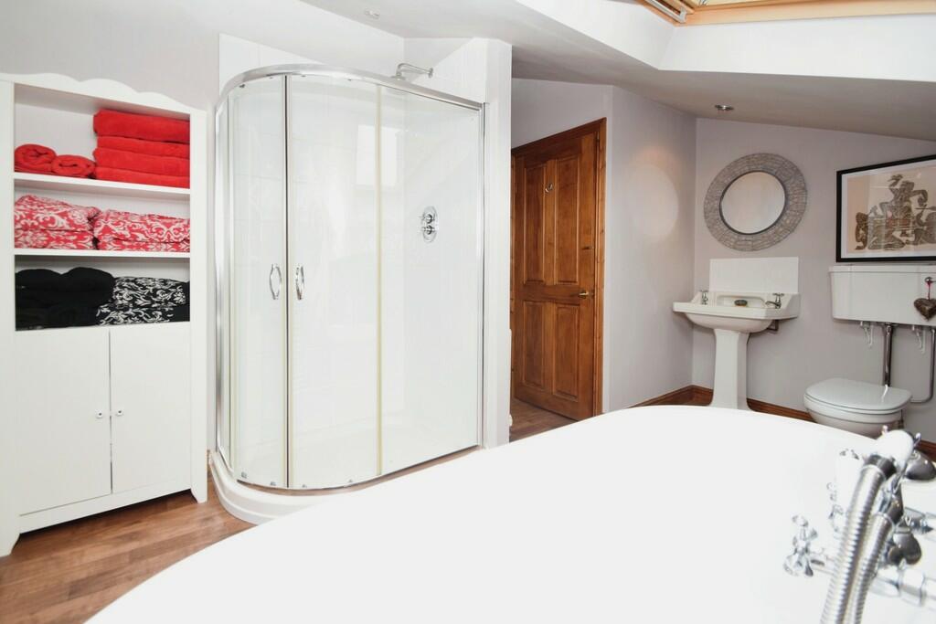 Additional image 39 of Upper Marsh Lane, Oxenhope