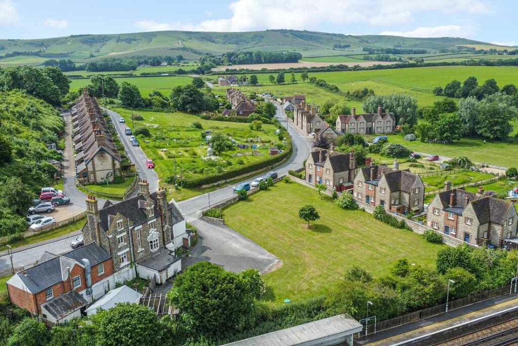 Additional image 5 of S-218370 - Trevor Arms, The Street, Glynde, Nr. Lewes BN8 6SS