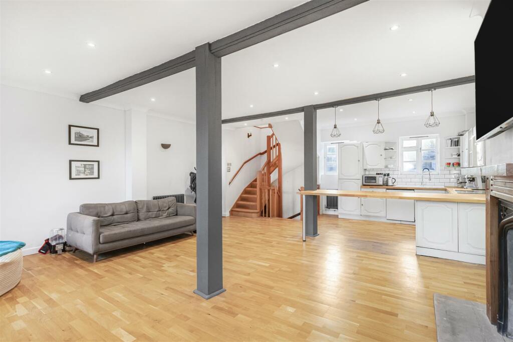 Additional image 6 of The Street, Gazeley, Newmarket