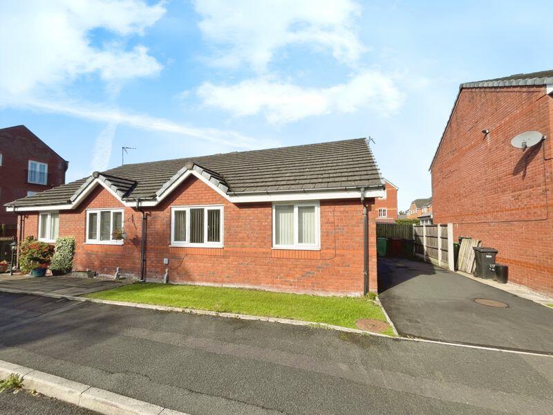 Sandileigh Drive, Sandfield Park