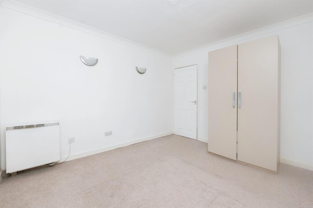 Additional image 10 of Chiltern Close, Warmley, Bristol