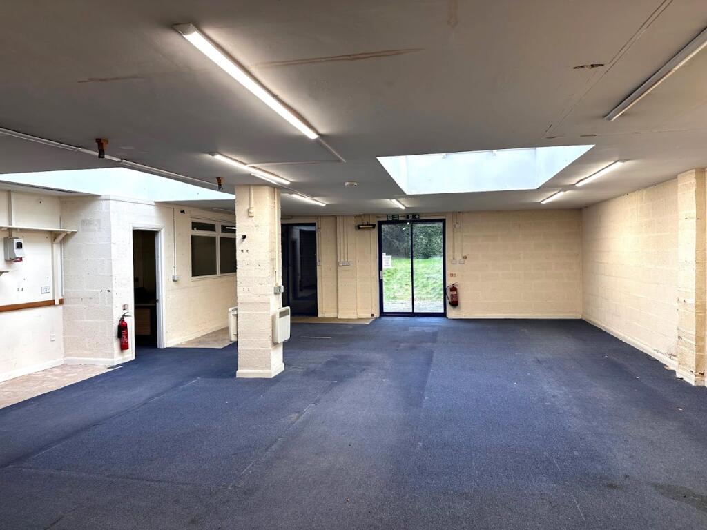 Additional image 3 of 582-584 Hagley Road West, Oldbury, B68 0BS