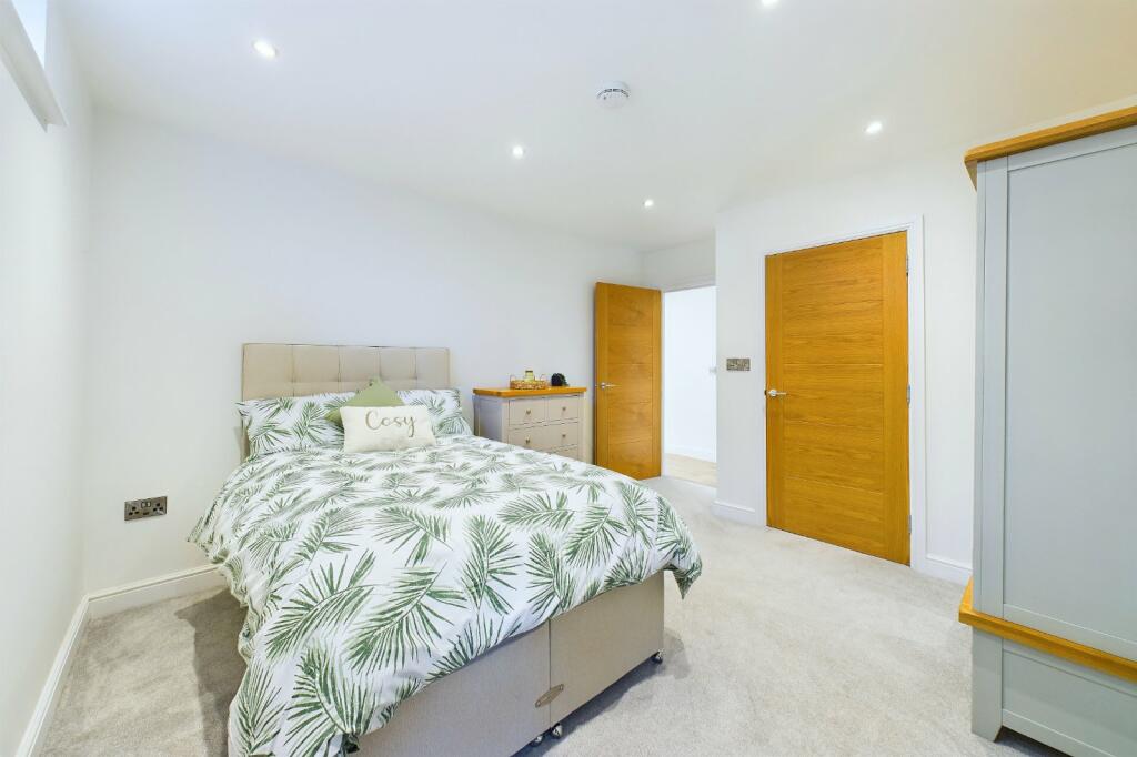 Additional image 7 of York Road, Broadstone, Dorset, BH18