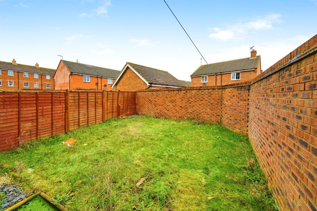 Additional image 8 of Errington Close, Hatfield