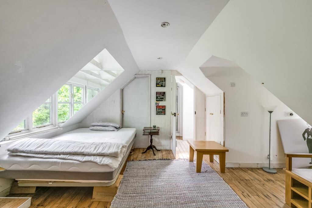 Additional image 14 of The Laurels