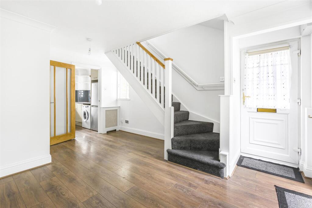 Additional image 2 of Vincenzo Close, Welham Green , Herts