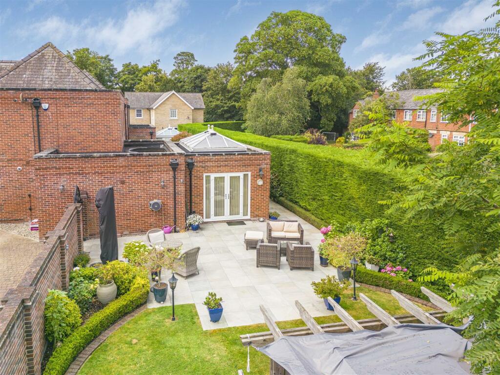 Additional image 35 of Arborfield Drive, Newmarket