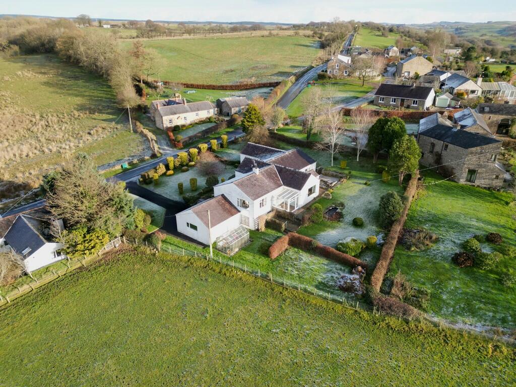 Additional image 26 of Camlann, Banks