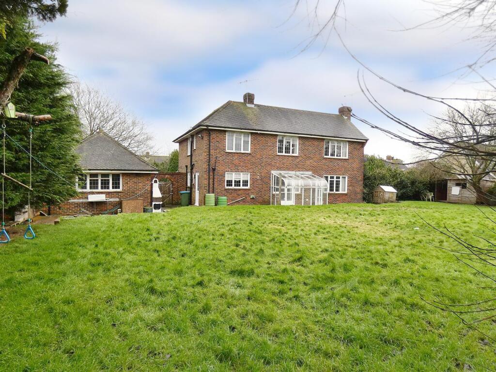 Additional image 20 of Toddington Lane, Littlehampton