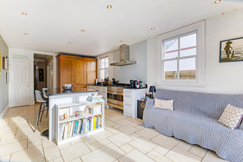 Additional image 11 of Brampton Road, St. Albans, AL1