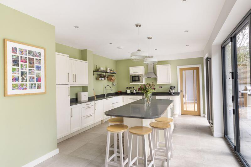 Additional image 34 of Tall Timbers, Flax Bourton