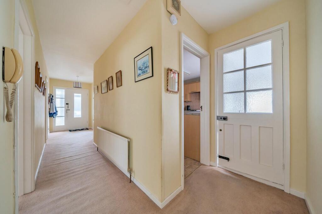 Additional image 10 of Empress Drive, Chislehurst