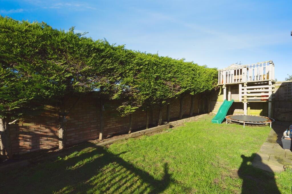 Additional image 15 of Capel Avenue, Peacehaven