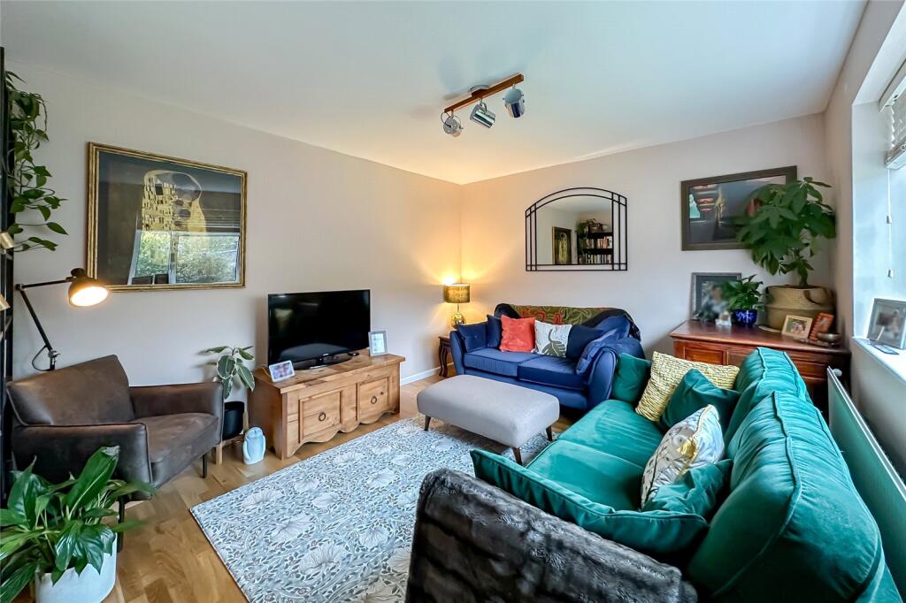 Additional image 4 of Maynard Drive, St. Albans, Hertfordshire, AL1