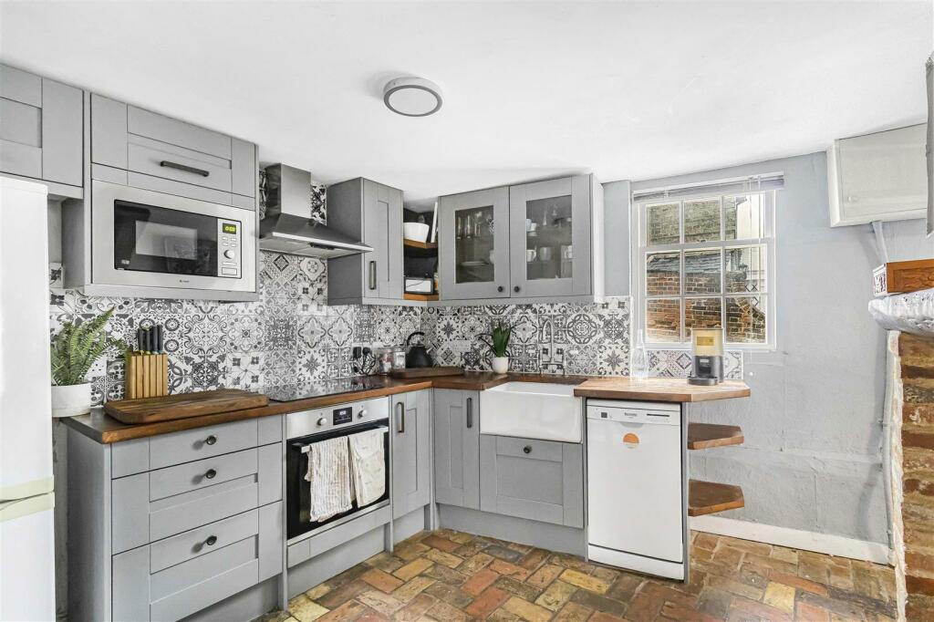 Additional image 16 of London Road, Saffron Walden