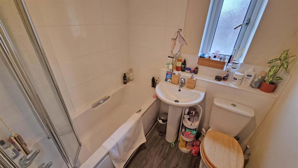 Additional image 6 of Bramley Drive, Hollywood