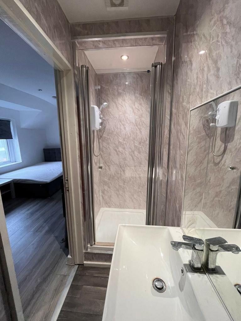 Additional image 7 of Corporation Road, Cardiff(City), CF11