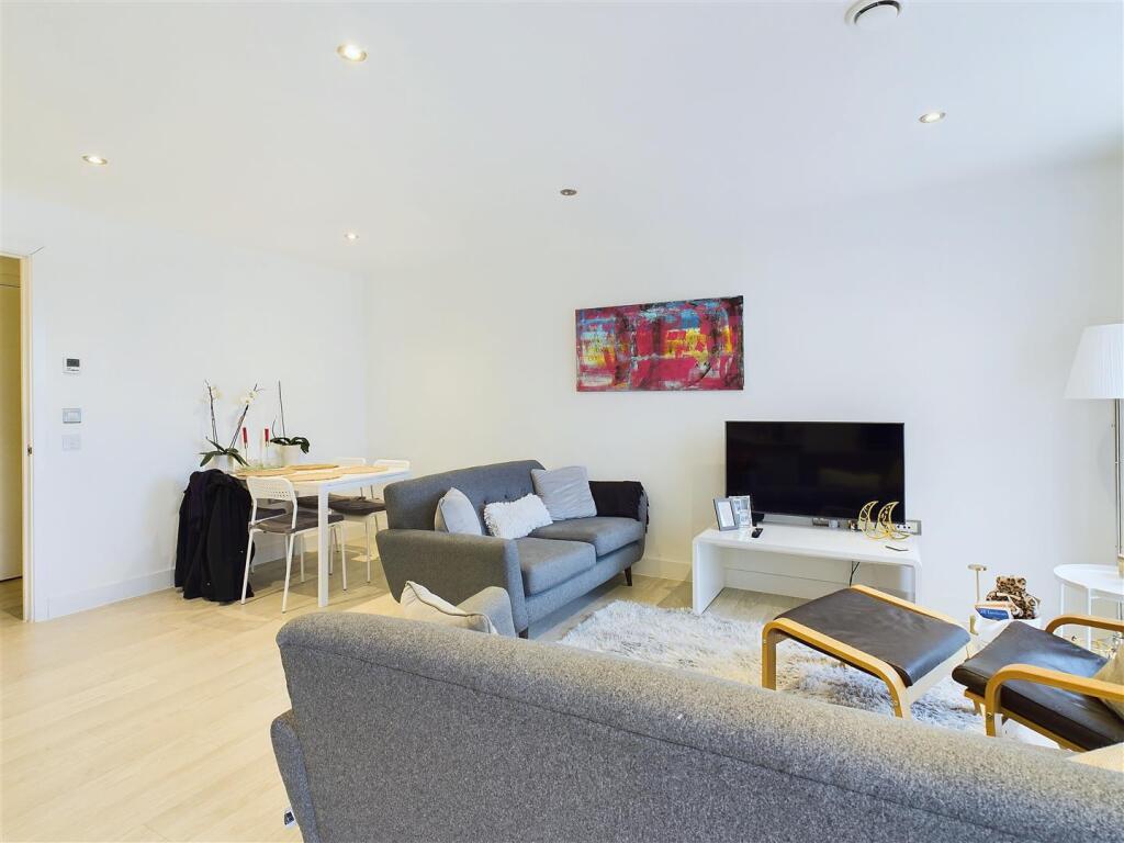 Additional image 5 of Harrison Drive, Cambridge