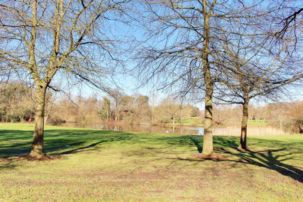 Additional image 11 of Brookmans Avenue, Brookmans Park