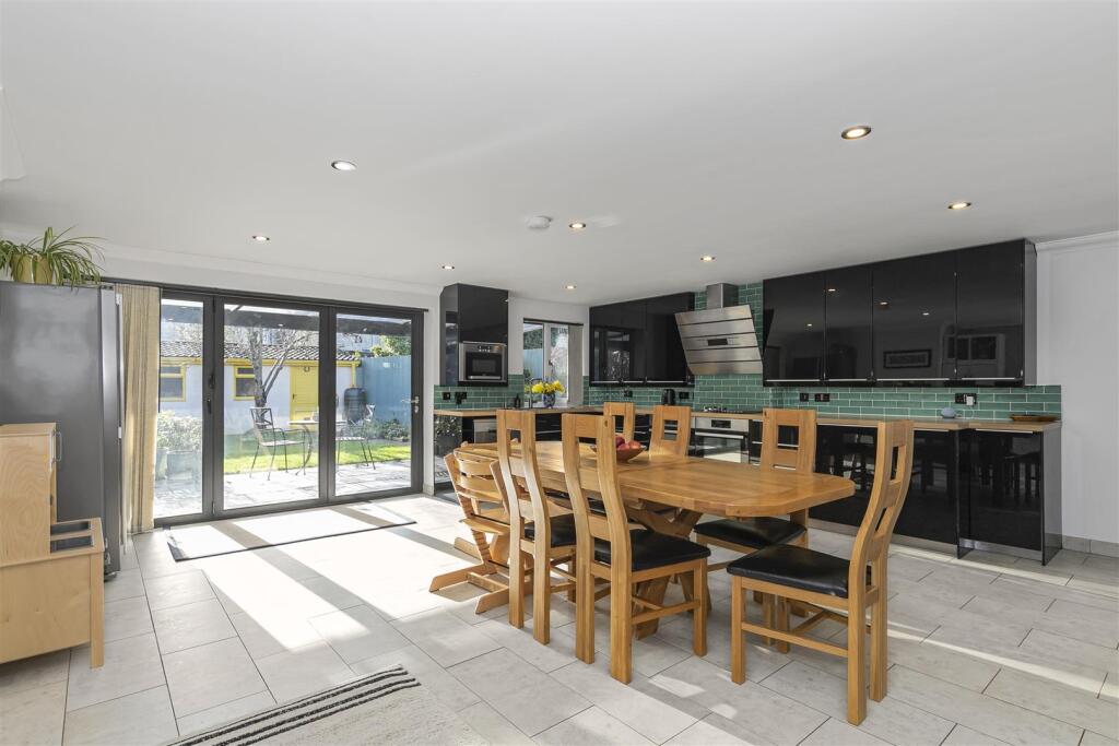 Additional image 3 of Mount Crescent, Winterbourne